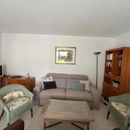 Apartment Hauts De Vaugrenier *